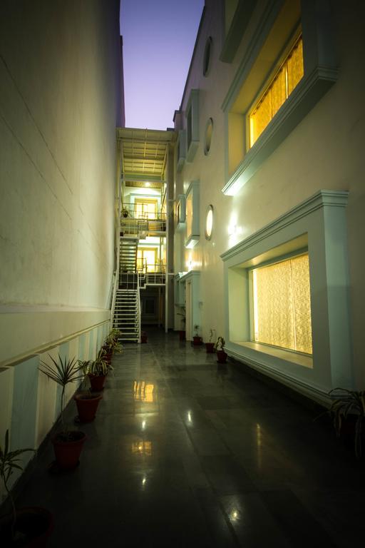 Anara Service Apartments - Greater Kailash Part II New Delhi Extérieur photo